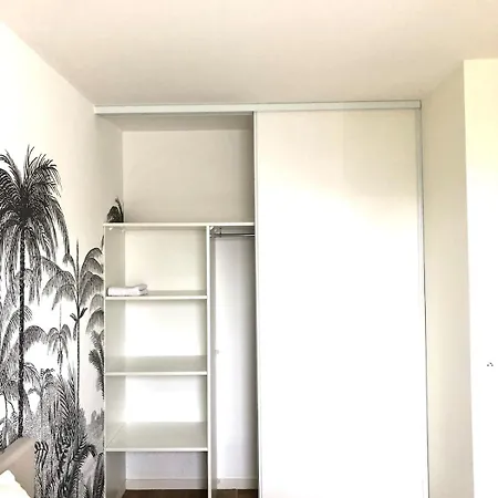 La Gariguette-parking Prive-balcon דירה