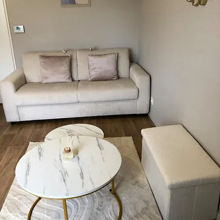 La Gariguette-parking Prive-balcon La Baule