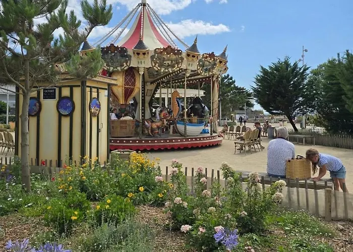 Apartment La Gariguette-parking Prive-balcon